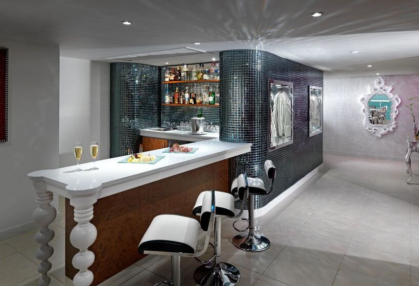 스위트, Hard Rock Hotel Cancun   All Inclusive