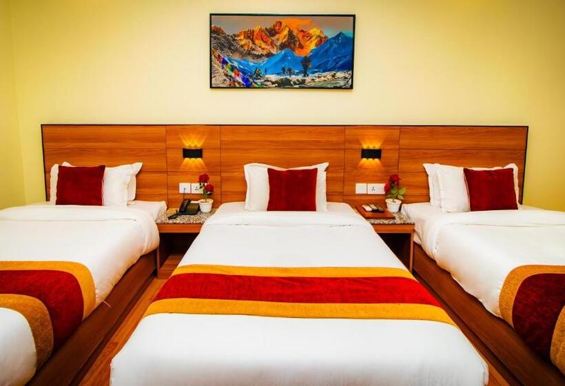 Delüks Üç Kişilik Oda, Magnificent