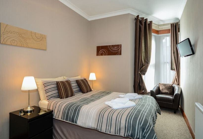 带共用浴室的标准房间, Tanes