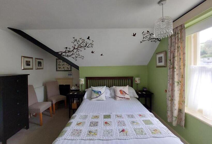 חדר סטנדרט, The Denes