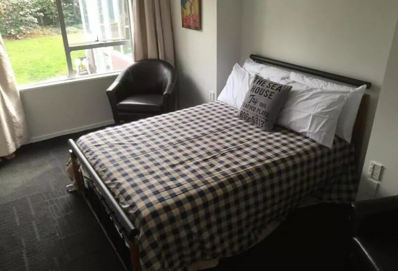 اتاق استاندارد با سرویس بهداشتی مشترک, Sandy Feet Accommodation