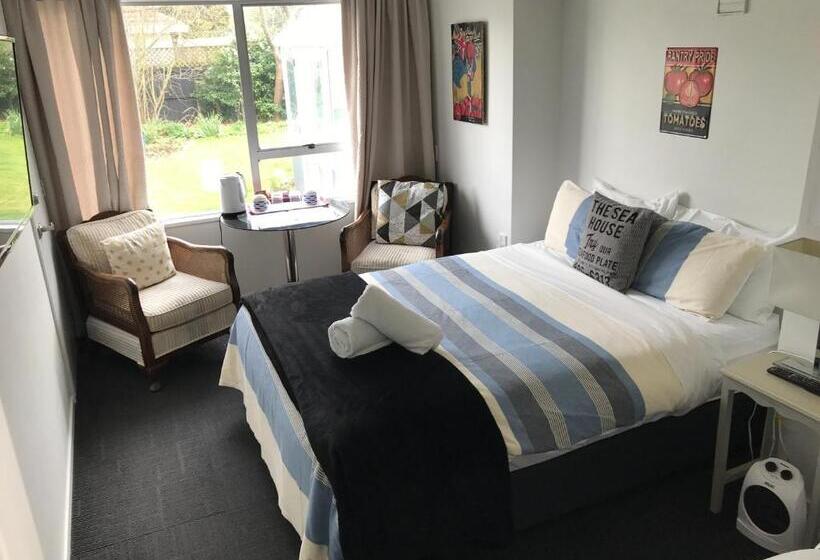 اتاق استاندارد با سرویس بهداشتی مشترک, Sandy Feet Accommodation