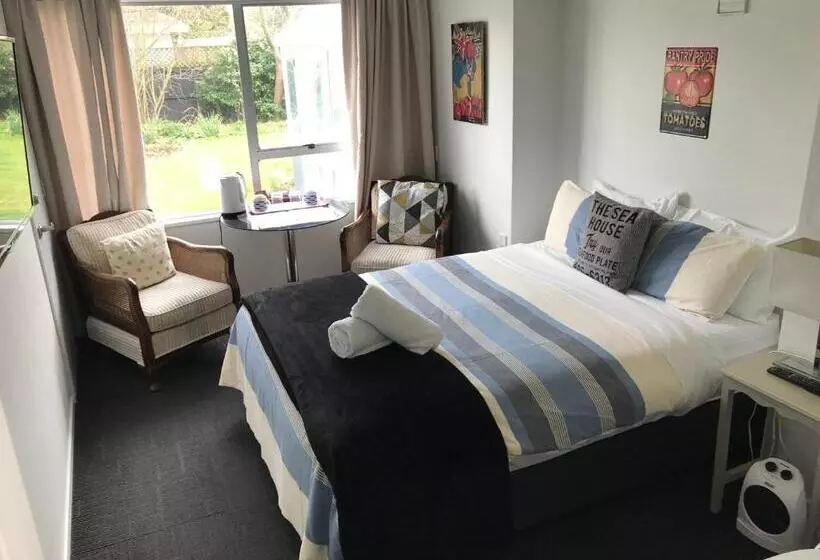 اتاق استاندارد با سرویس بهداشتی مشترک, Sandy Feet Accommodation