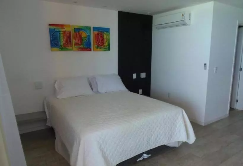 1 Bedroom Penthouse Apartment, Waterfront Apart