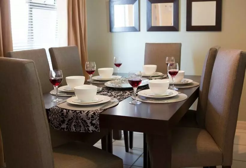 آپارتمان 2 خوابه, Westay Westpoint Apartments