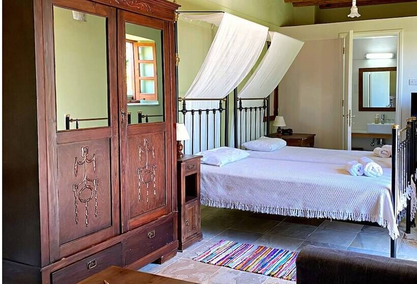 إستوديو قياسى, Eveleos Country House