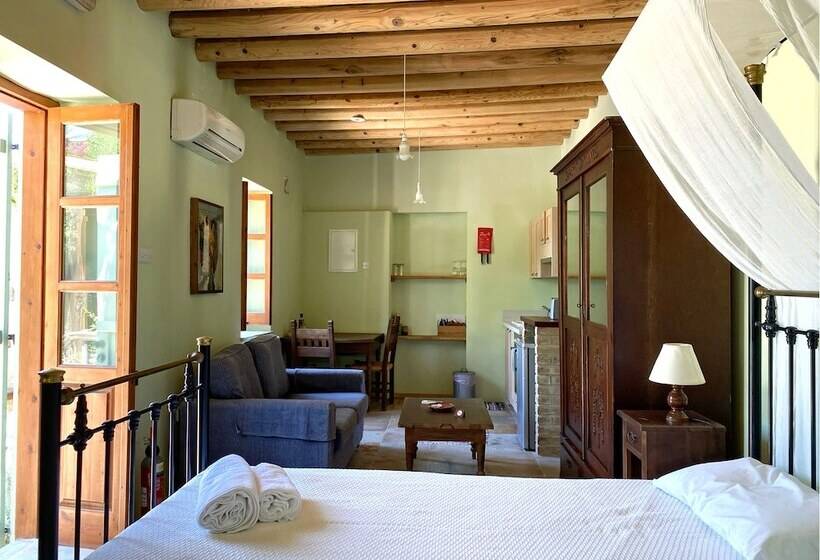 إستوديو قياسى, Eveleos Country House