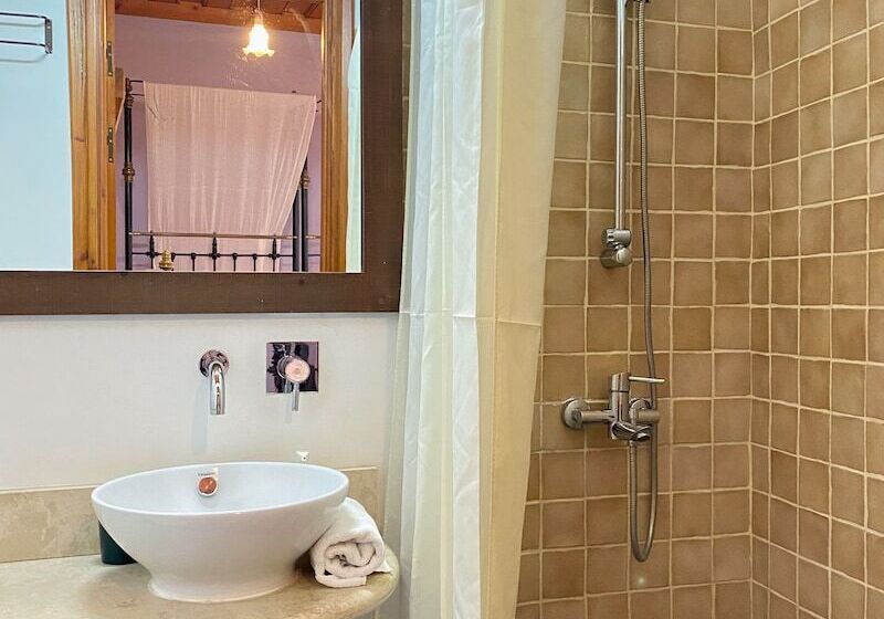 Студия Стандарт, Eveleos Country House