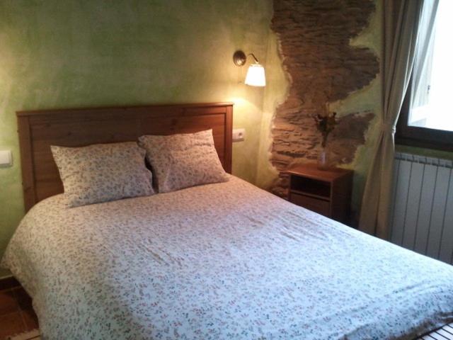 غرفة قياسية مزودة بجاكوزى, Lo Paller De Roc