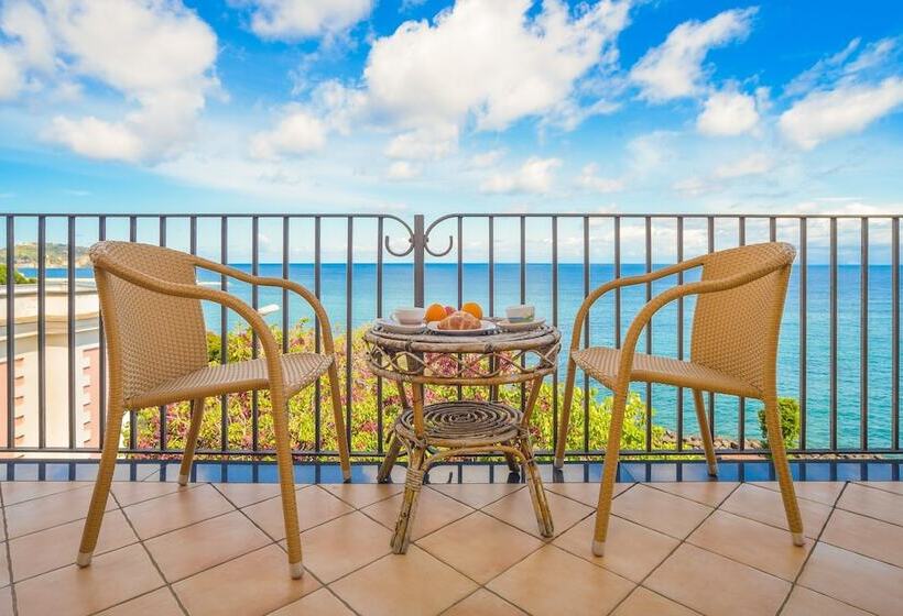 Номер Deluxe, Albergo Italia   Beach
