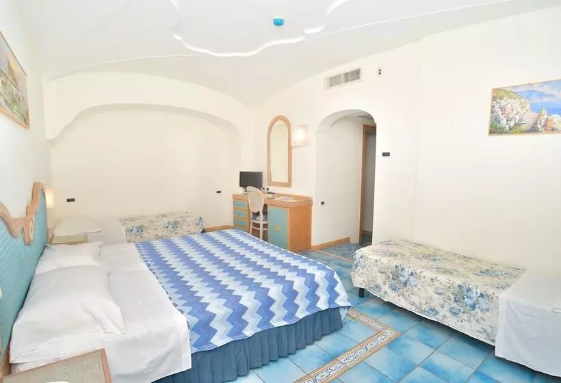 スーペリアトリプルルーム, Albergo Italia Beach