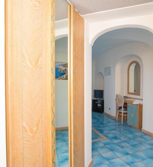 غرفة سوبيريور, Albergo Italia   Beach