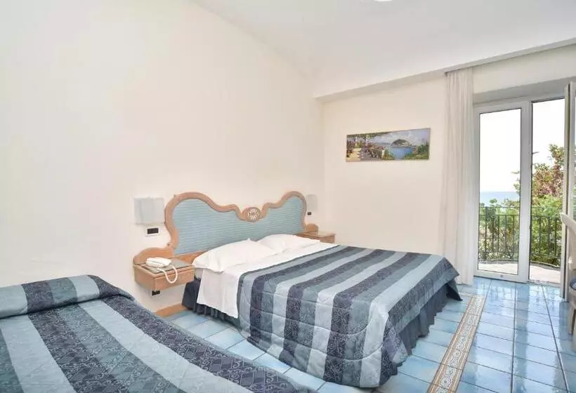 スタンダードトリプルルーム, Albergo Italia Beach