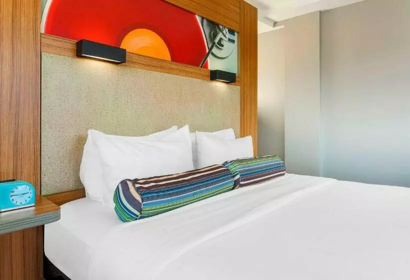 Standard-huone King-vuode, Aloft Harlem