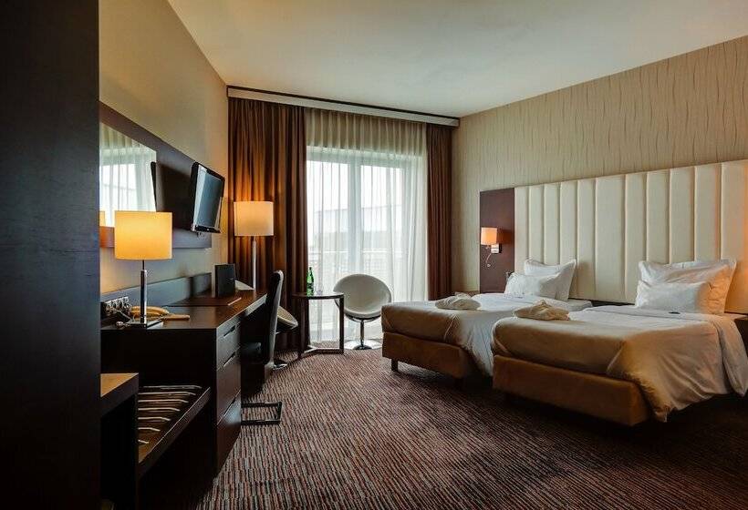 Номер Deluxe, Copernicus Toruń