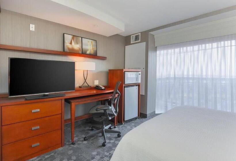 חדר סטנדרט עם נוף, Courtyard San Diego Airport/liberty Station