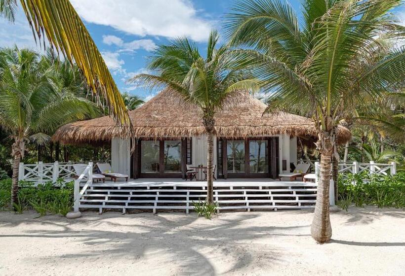 スタンダード４人部屋, Esencia