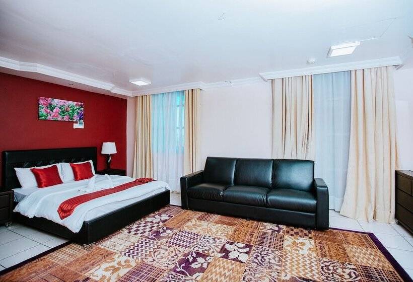 اتاق خانوادگی, Mayfair