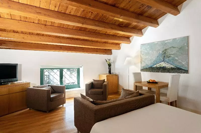 اتاق لوکس با وان آب گرم, Palazzo Brunaccini Boutique