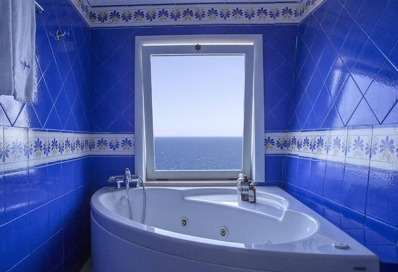 חדר דלוקס נוף לים, Piccolo Mondo