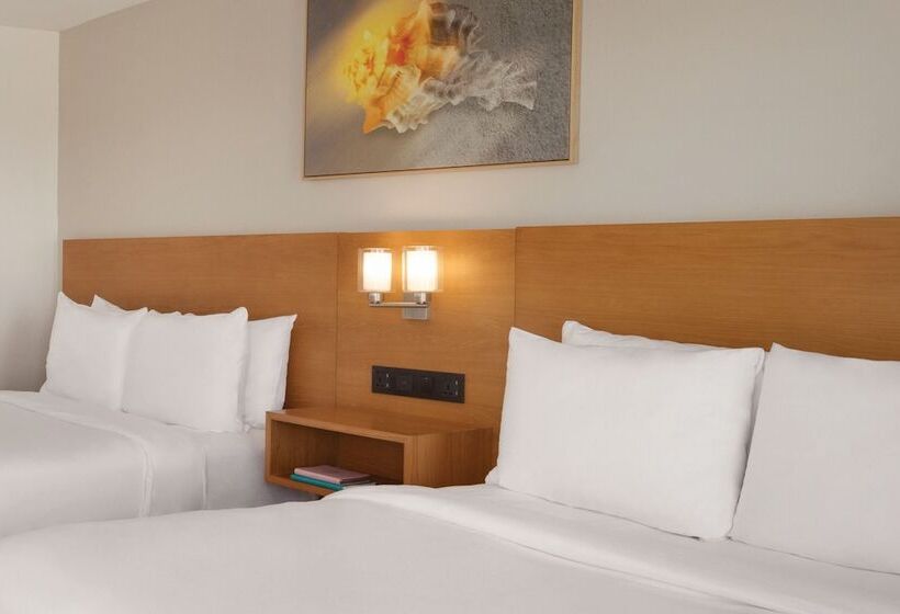 ２ダブルベッドのスタンダードルーム, Radisson Panama City Beach  Oceanfront