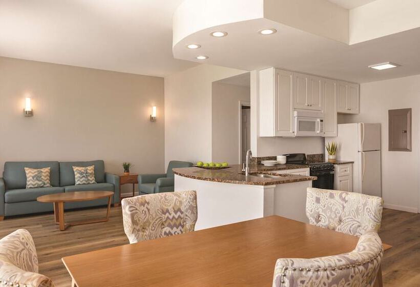 Люкс 2 Спальни, Radisson Panama City Beach  Oceanfront