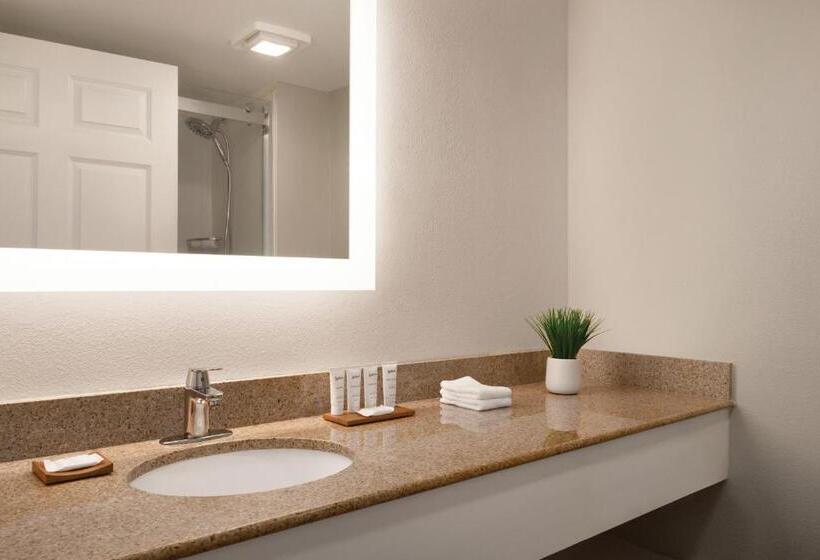 身障者適用スイートルーム, Radisson Panama City Beach  Oceanfront