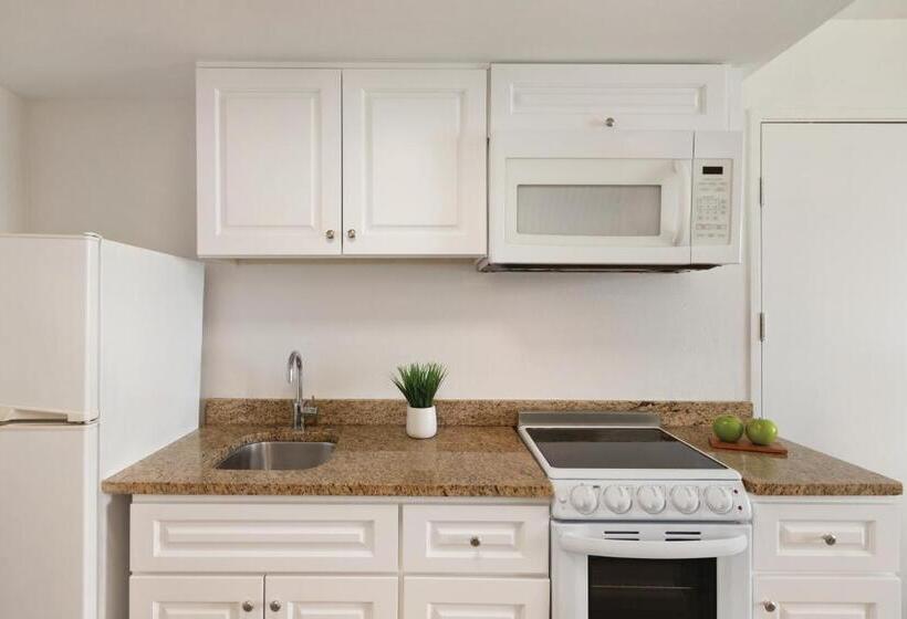 キングサイズベッドのスイートルーム, Radisson Panama City Beach  Oceanfront