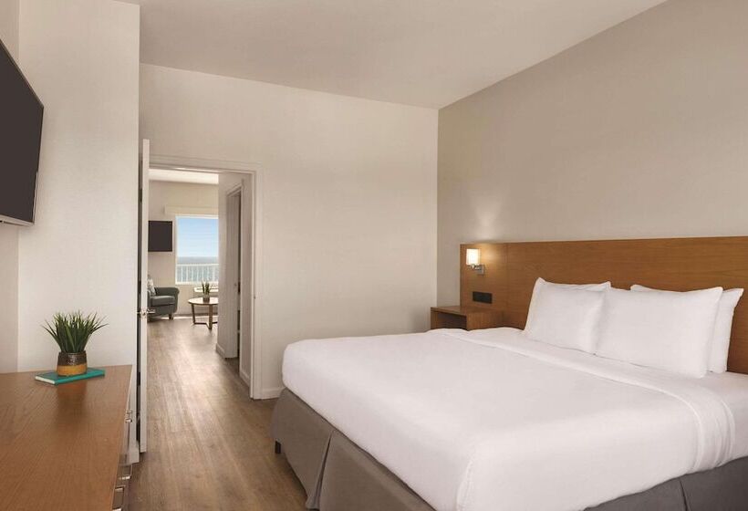 身障者適用スイートルーム, Radisson Panama City Beach  Oceanfront