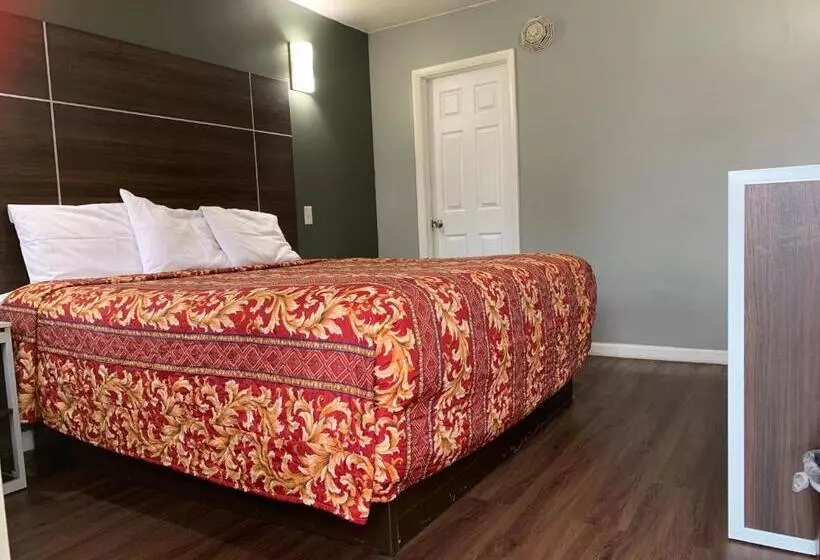 キングサイズベッドのスタンダードルーム, Red Carpet Inn  Norristown