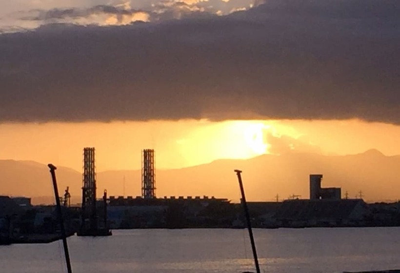 اتاق استاندارد, Saint John Perse