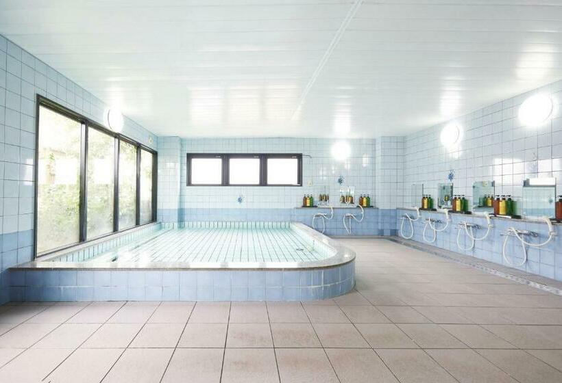 اتاق استاندارد, Station Kyoto West