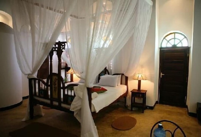 اتاق لوکس, The Swahili House