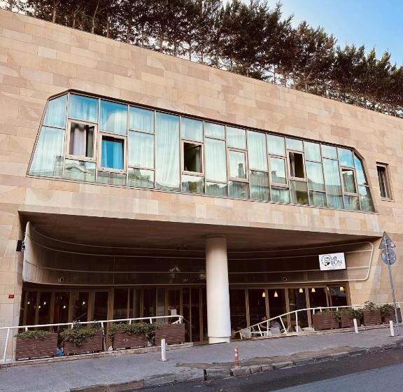 اتاق استاندارد سه نفره, Ortakoy Aparts