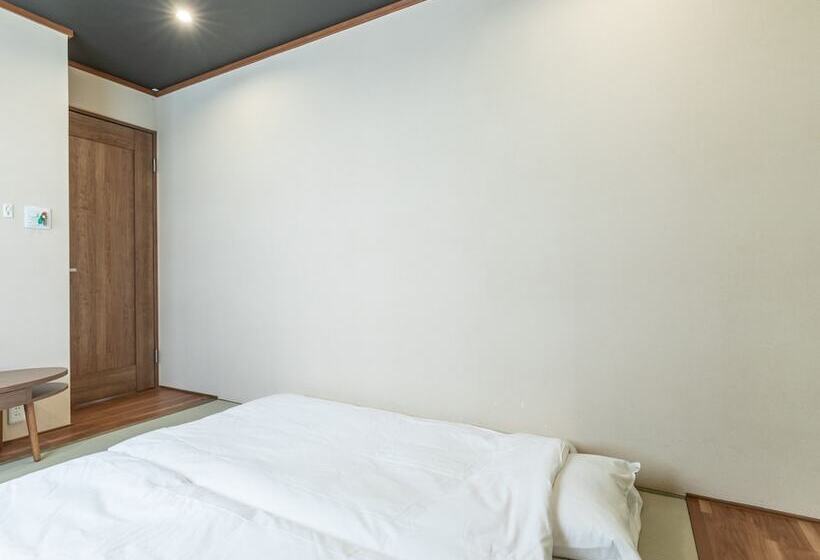 اتاق استاندارد, Seiki Kyoto Station