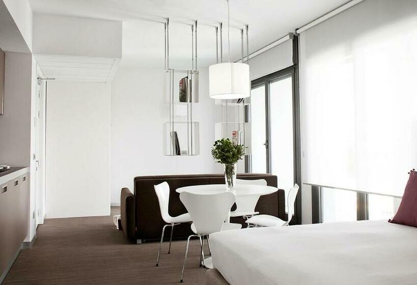 استودیوی استاندارد, Zambala Luxury Residence