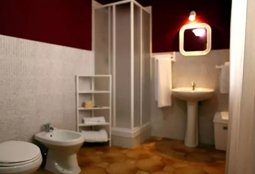 اتاق استاندارد چهار تخته, B&b Il Cavaliere