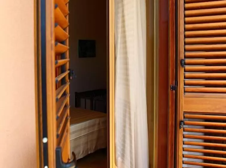 اتاق استاندارد یک نفره, B&b Il Cavaliere