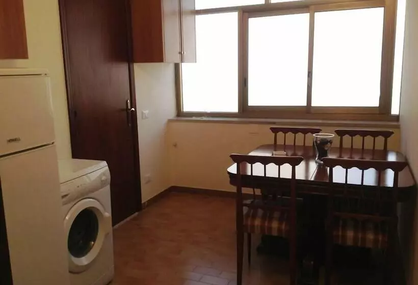 آپارتمان 1 خوابه, B&b Il Cavaliere