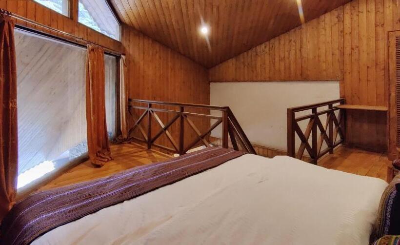 اتاق استاندارد چهارنفره با بالکن, Heritage Satikva Resorts