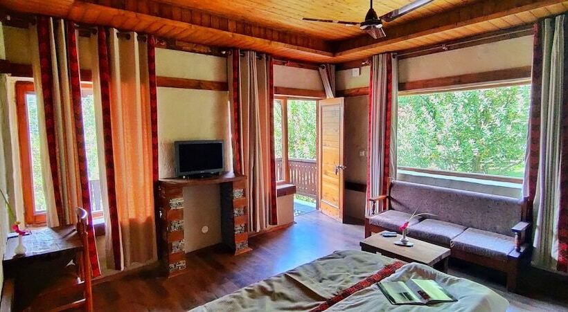 سوییت اجرایی, Heritage Satikva Resorts