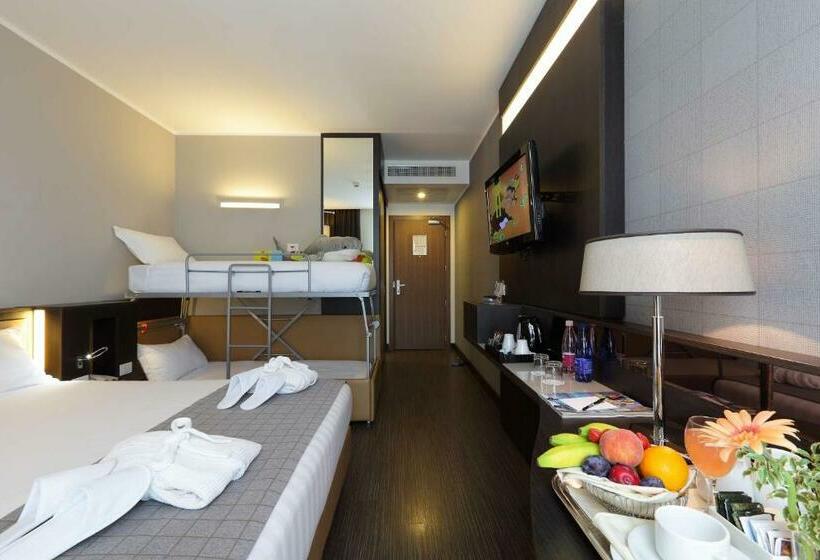 Семейный Номер, Best Western Premier Chc Airport