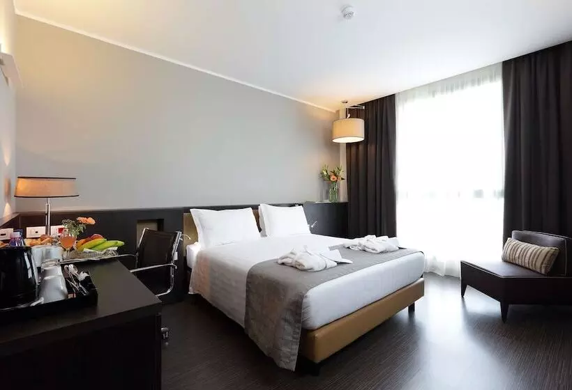 Standard-invahuone, Best Western Premier Chc Airport