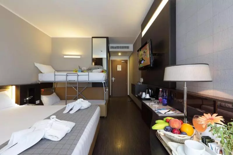 Standard Kolmen Hengen Huone, Best Western Premier Chc Airport
