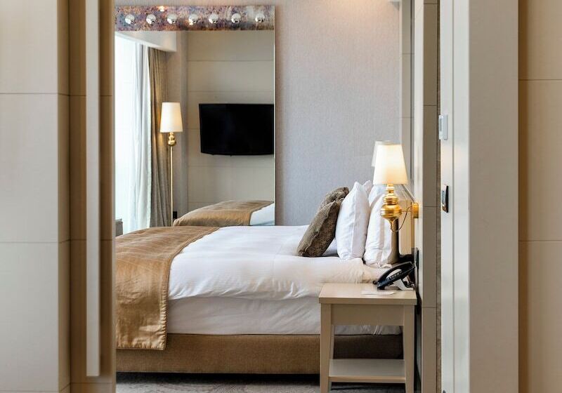 اتاق استاندارد, Bilgah Beach