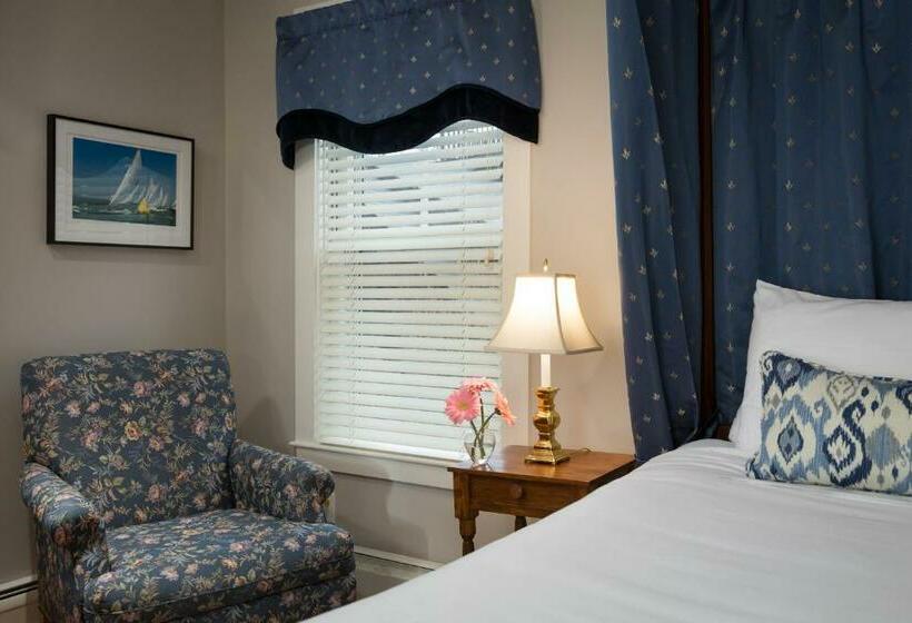 Номер Стандарт, Brass Lantern Inn