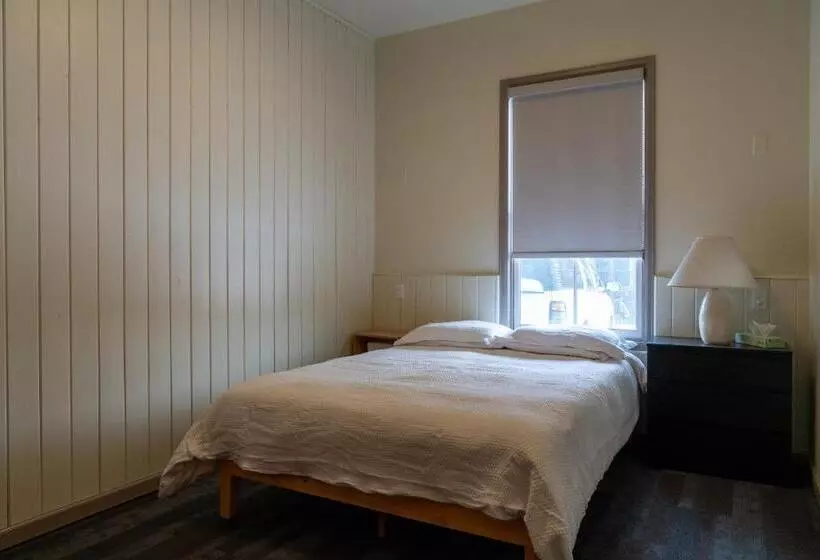 スイート, Crested Butte Hostel