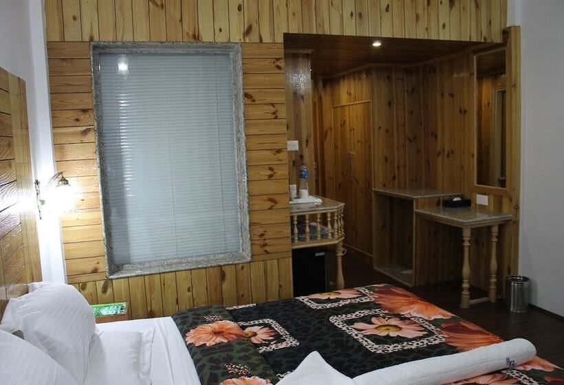 Cameră Executivă, Grand Habib