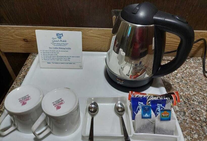 Cameră Executivă, Grand Habib