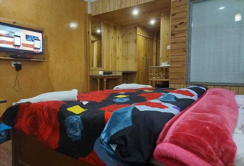 Cameră Executivă, Grand Habib